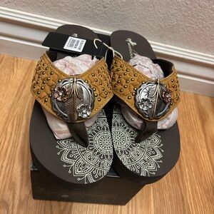 Montana West size 7